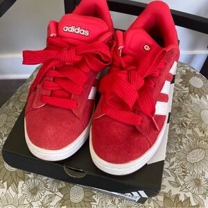 Adidas Grand Court Alpha in red